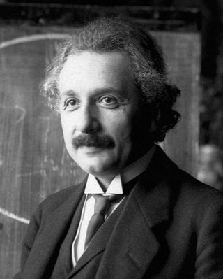 F. Schmutzer, Einstein 1921 / Wikimedia Commons Dominio público de EE. UU.